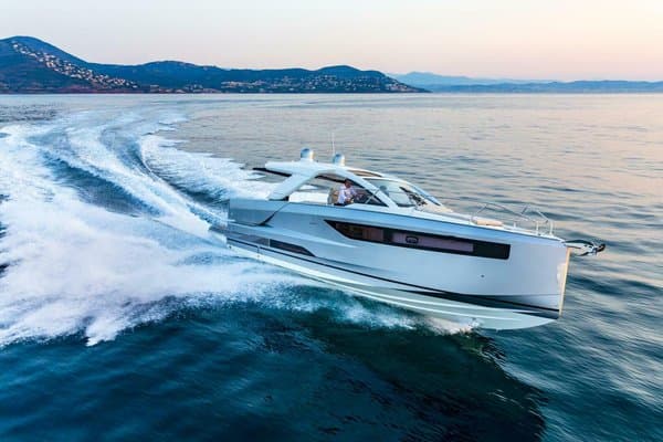 2025 Jeanneau DB 43 IB