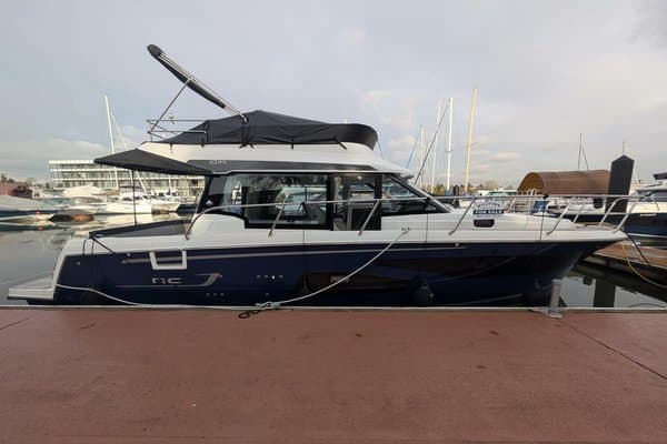 2023 Jeanneau NC 1095 FLY