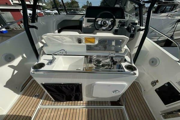 2023 Jeanneau Leader 7.5 WA