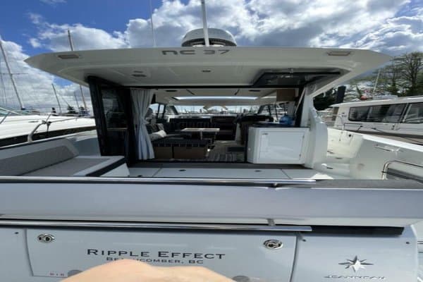 2020 Jeanneau NC 37