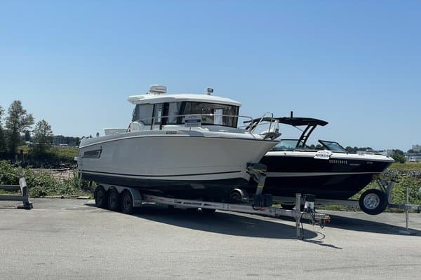 2016 Jeanneau Merry Fisher 855 Marlin