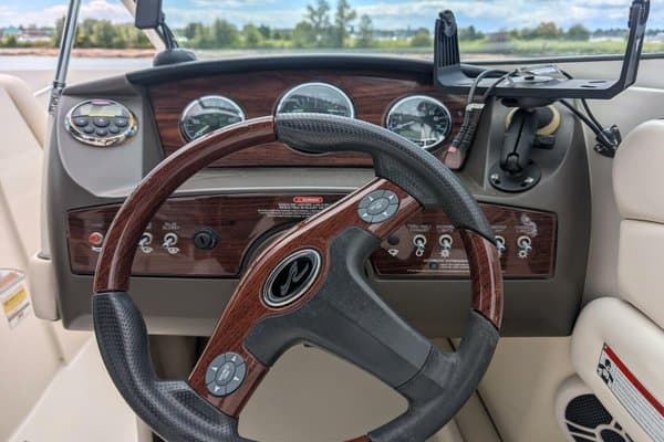 2008 Sea Ray 230 Select