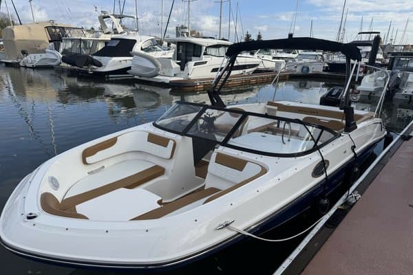 2021 Bayliner VR6