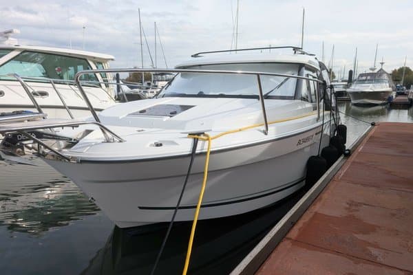 2024 Jeanneau NC 795 Series 2