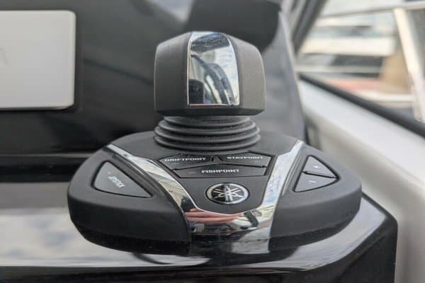 2024 Jeanneau NC 795 Series 2