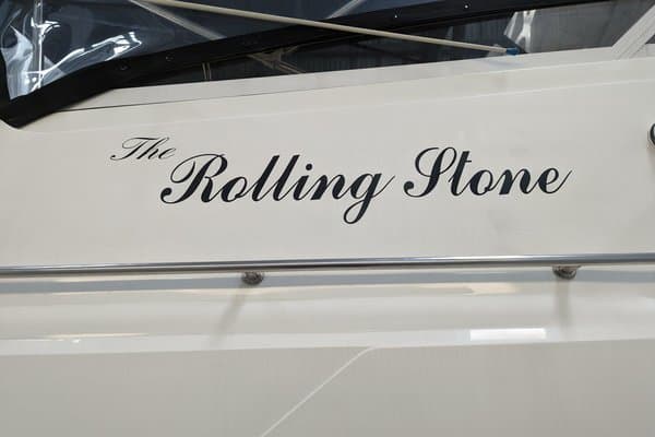 1999 Cruisers Yachts 3585 Flybridge