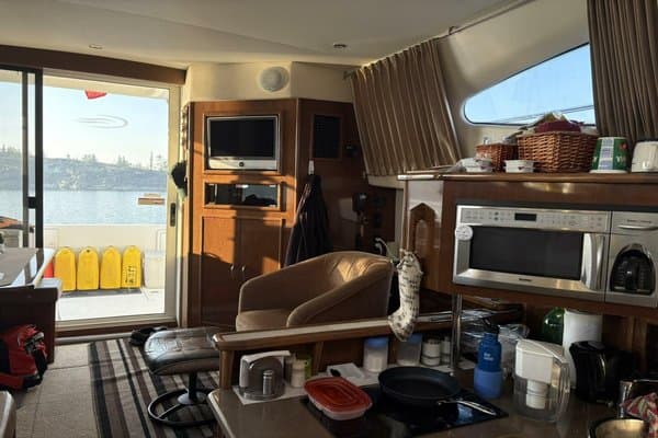 2007 Carver 35 Super Sport