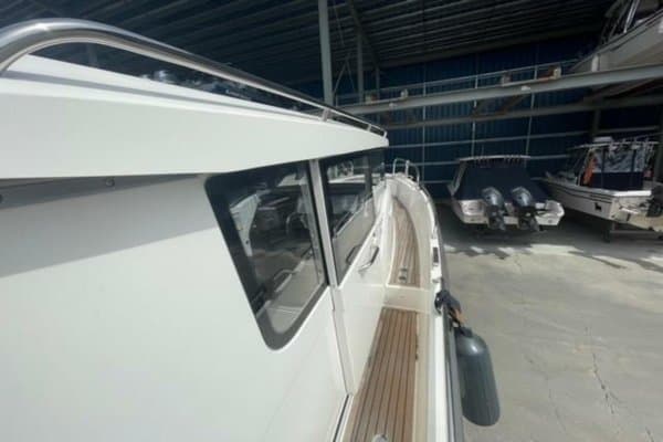 2019 Nimbus Commuter 9