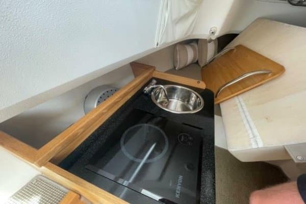 2019 Nimbus Commuter 9