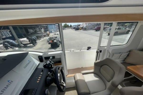 2019 Nimbus Commuter 9