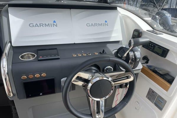 2019 Nimbus Commuter 9