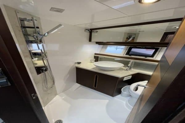 2017 Galeon 430 Skydeck