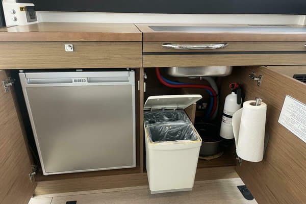 2017 Jeanneau NC 11