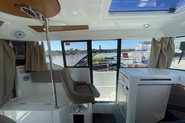 2016 Jeanneau Merry Fisher 855 Marlin