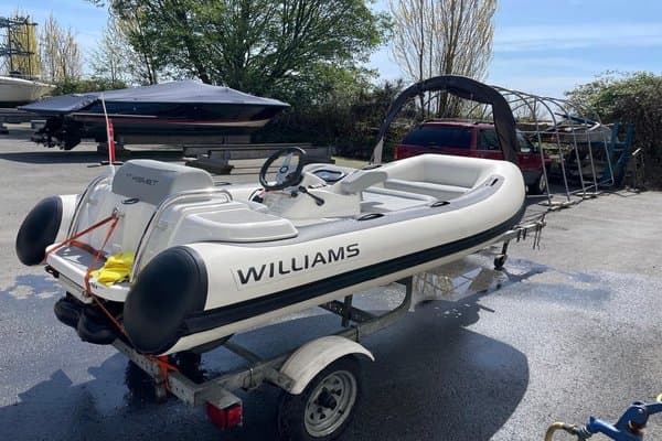 Williams Tender