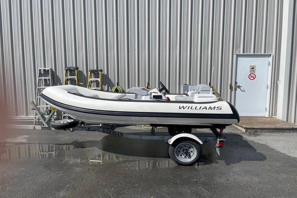 Williams Tender