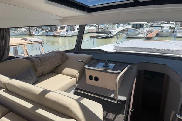 2026 Nimbus 495 Flybridge