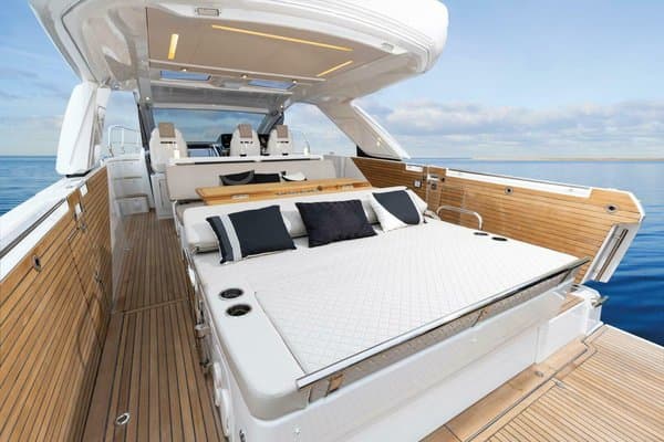 2025 Jeanneau DB 43 OB