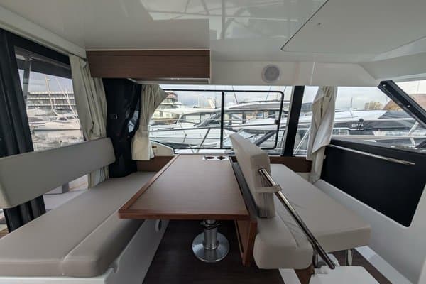 2023 Jeanneau NC 1095 FLY