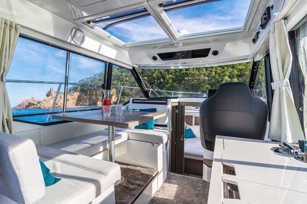 2026 Jeanneau NC 895 S2