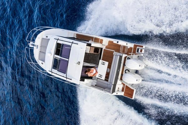 2026 Jeanneau NC 895 S2