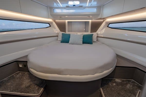 2026 Jeanneau NC 895 S2