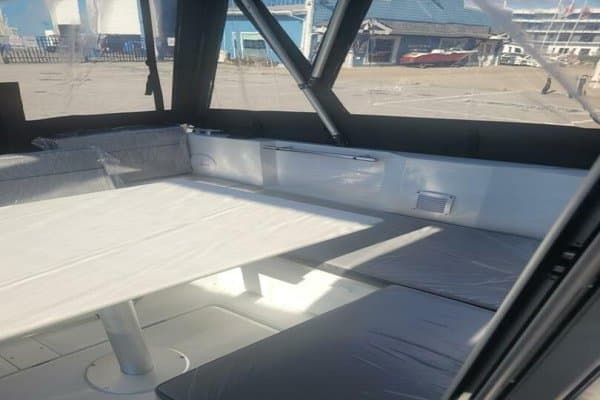 2026 Jeanneau NC 695 S2