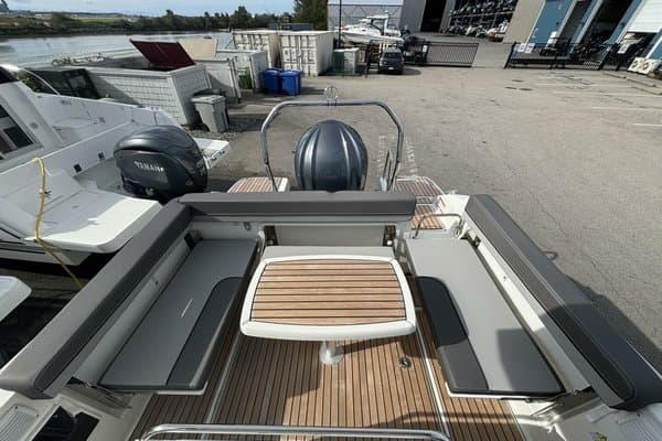 2023 Jeanneau Leader 7.5 WA