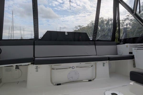 2024 Jeanneau NC 795 Series 2