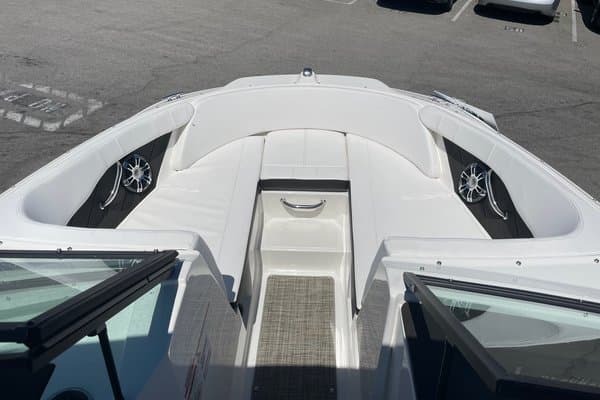2021 Sea Ray SPX 210