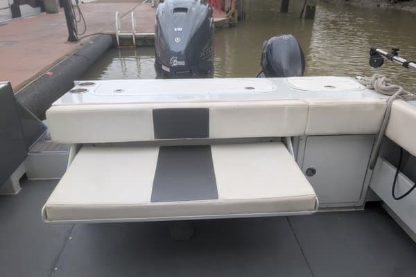 2021 Custom 264 Sport Fish