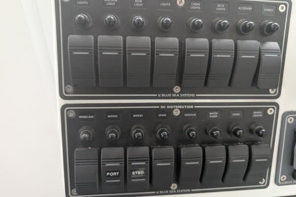 2021 Custom 264 Sport Fish