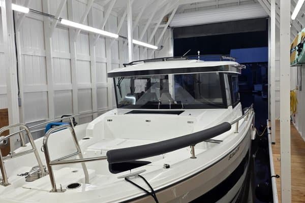 2023 Jeanneau NC 895 Sport