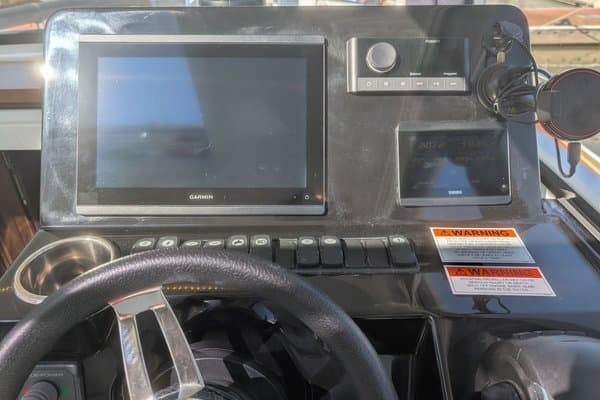 2021 Jeanneau 895 Sport