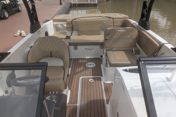 2023 Bayliner VR6 