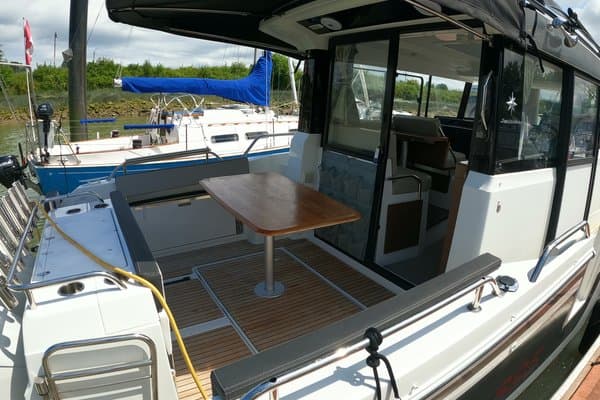 2022 Jeanneau NC 895 Sport 