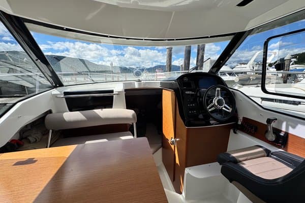 2017 Jeanneau Merry Fisher 795