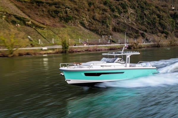 2027 Nimbus 42 Sport Tender 