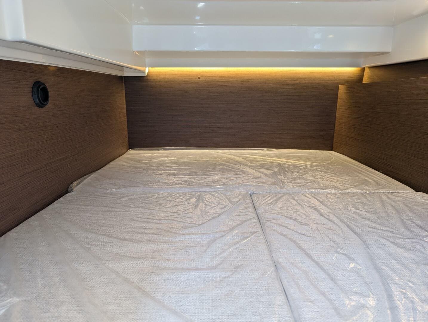 2023 Jeanneau NC 1095 FLY