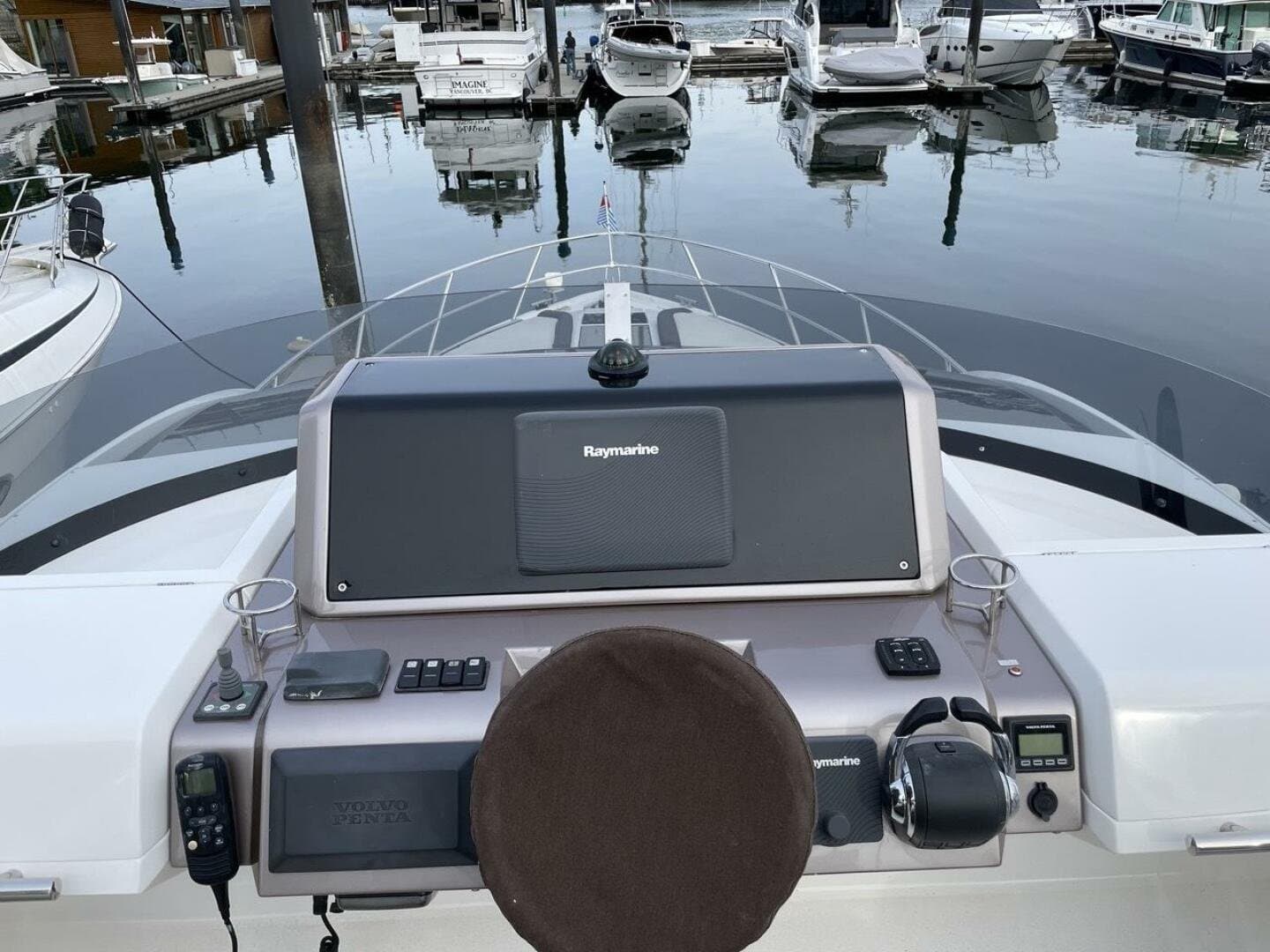 2017 Galeon 430 Skydeck