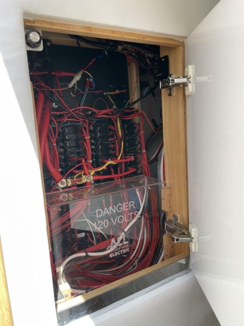 1991 Ocean Alexander null