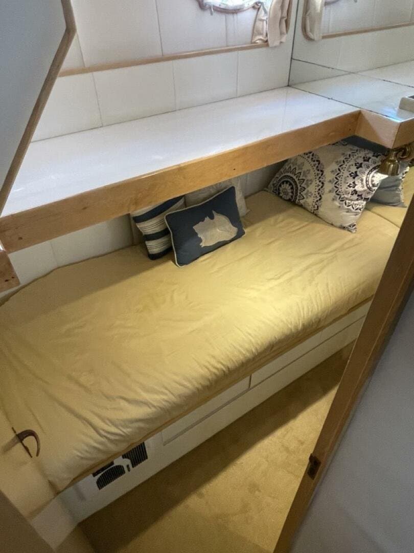 1991 Ocean Alexander null