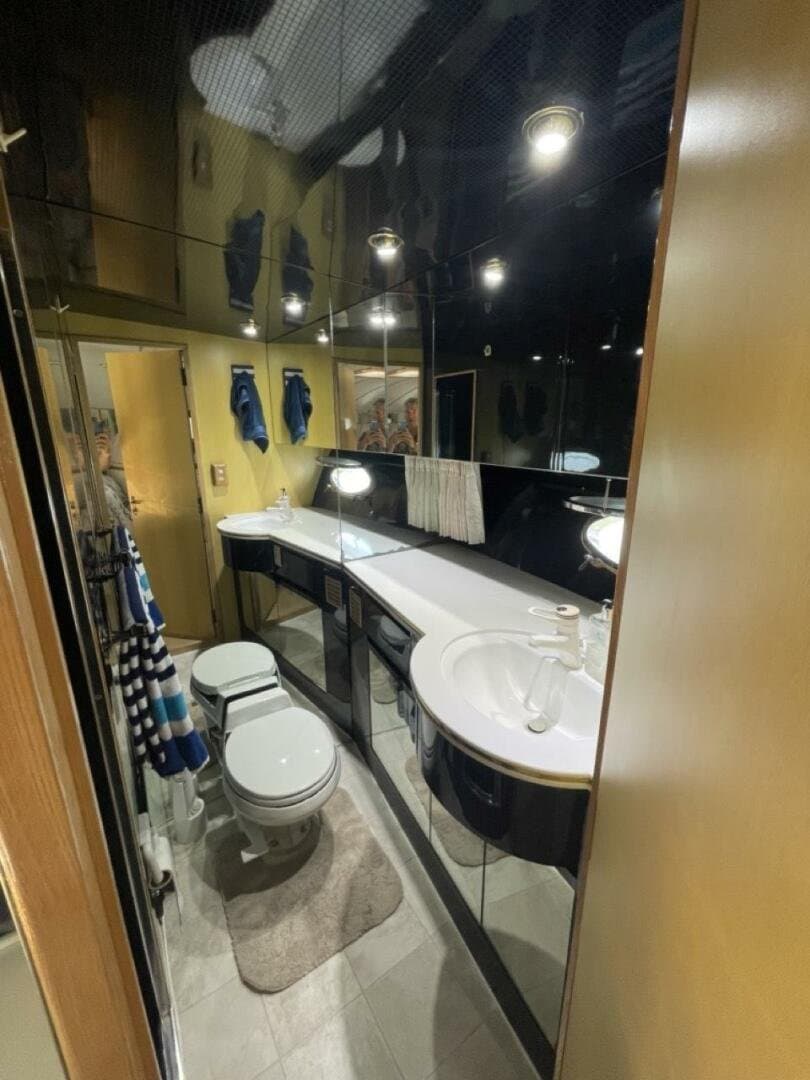 1991 Ocean Alexander null