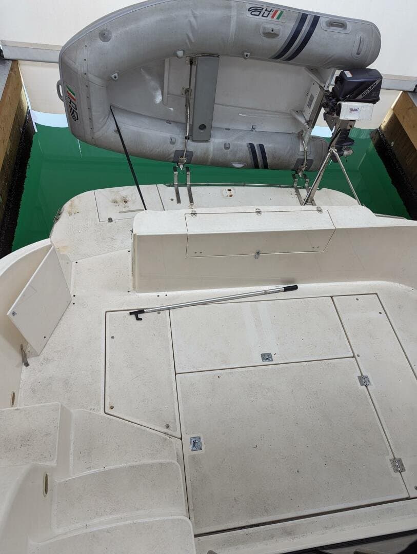 1999 Cruisers Yachts 3585 Flybridge