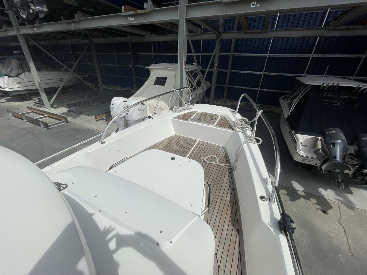 2019 Nimbus Commuter 9