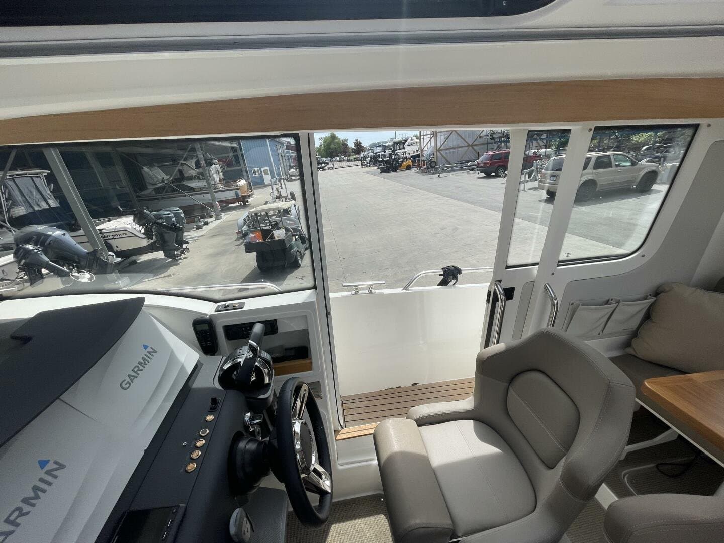 2019 Nimbus Commuter 9