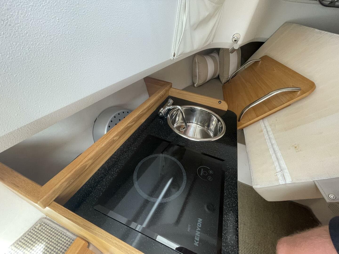 2019 Nimbus Commuter 9