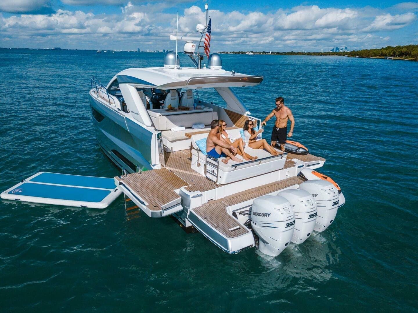 2025 Jeanneau DB 43 OB