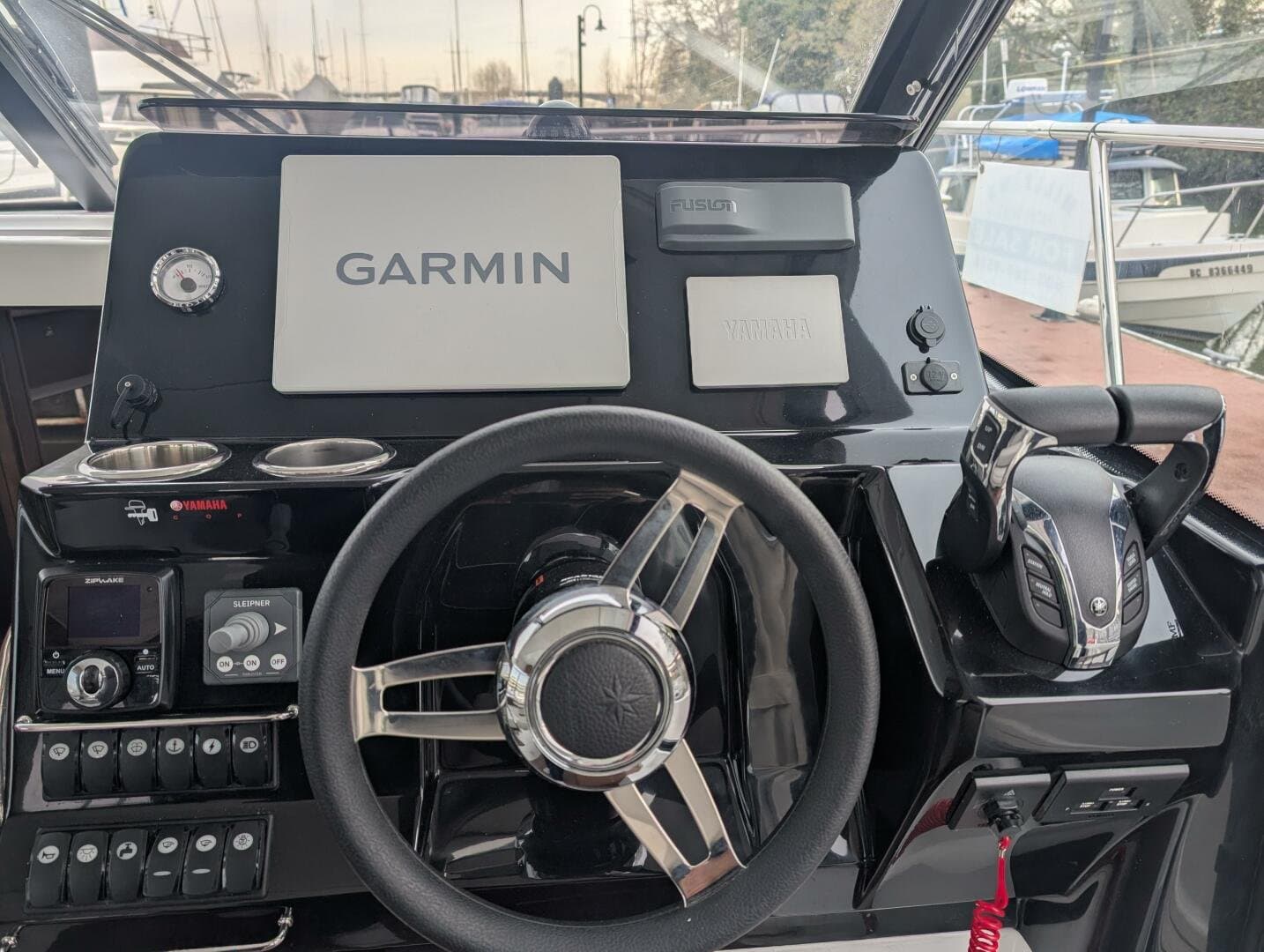 2023 Jeanneau NC 1095 FLY