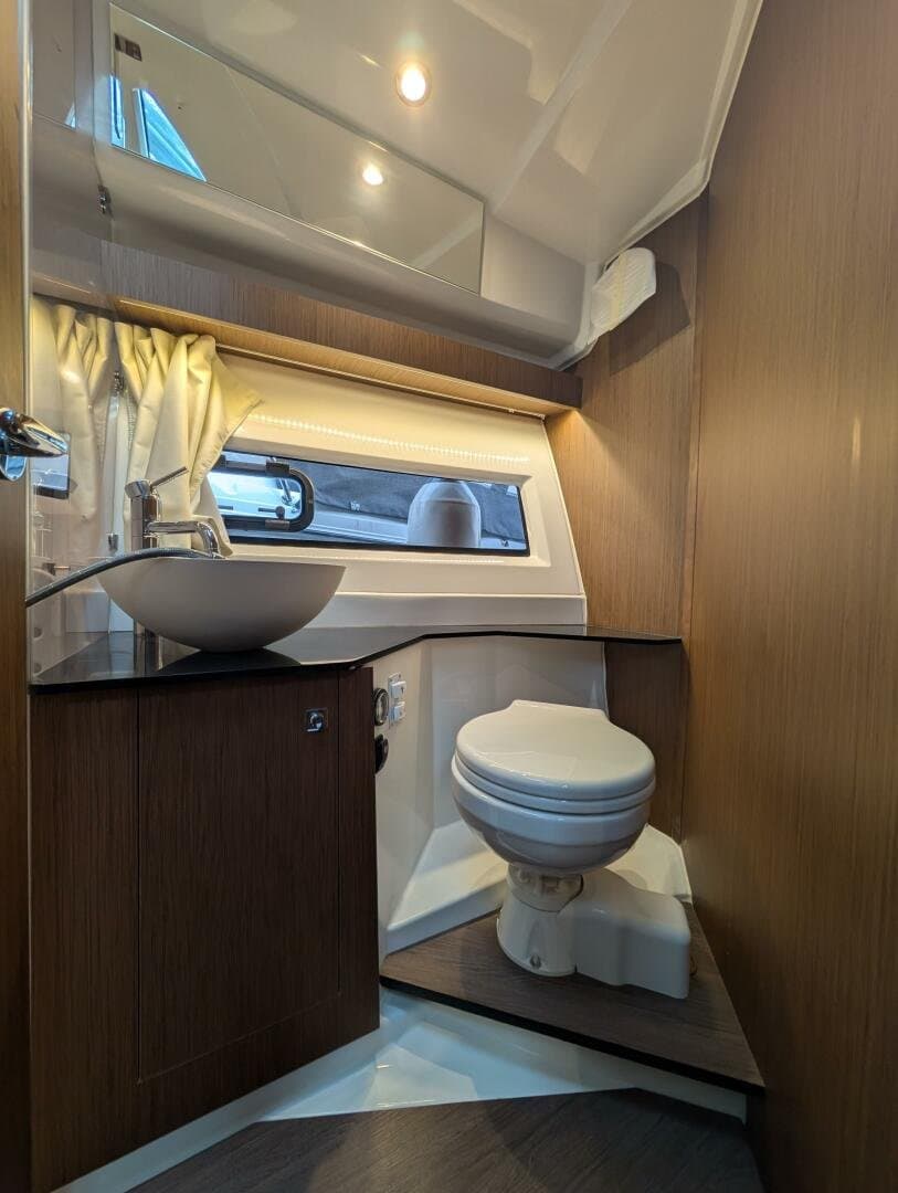 2023 Jeanneau NC 1095 FLY